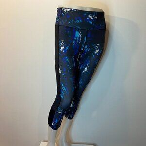 ⭐4 FOR $20⭐ Kyodan Women's Activewear 3/4 Leggings - Size Small